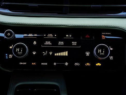 Certified 2023 INFINITI QX60 Sensory w/ Vision Package image 24