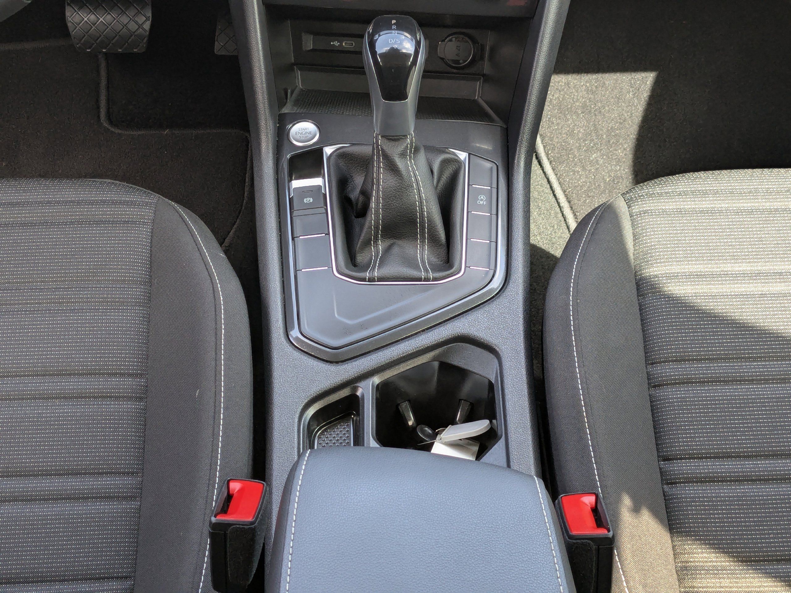 Used 2024 Volkswagen Tiguan S FWD image 19