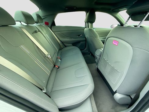 New 2026 Hyundai Elantra SEL Sport image 19