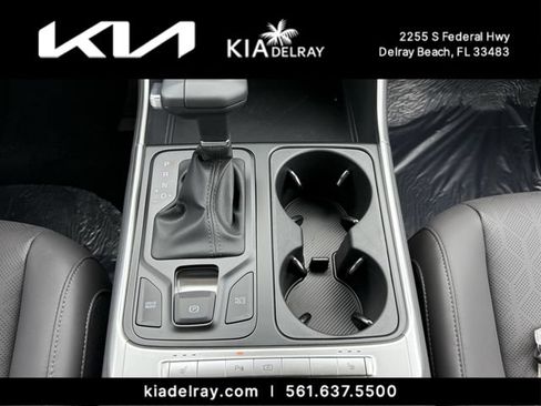 New 2026 Kia Carnival FWD image 22