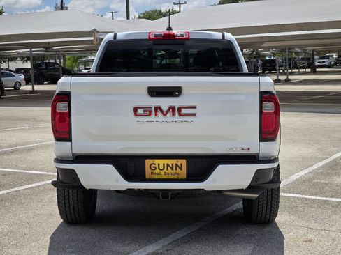 Used 2026 GMC Canyon AT4 w/ AT4 Premium Package AWD/4WD image 4