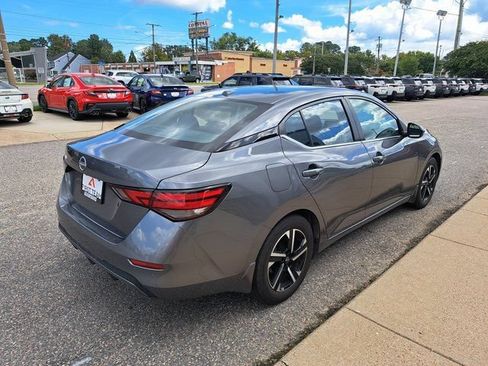 Used 2025 Nissan Sentra SV FWD image 6