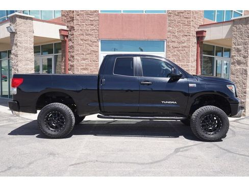 Used 2009 Toyota Tundra 4x4 Double Cab image 6