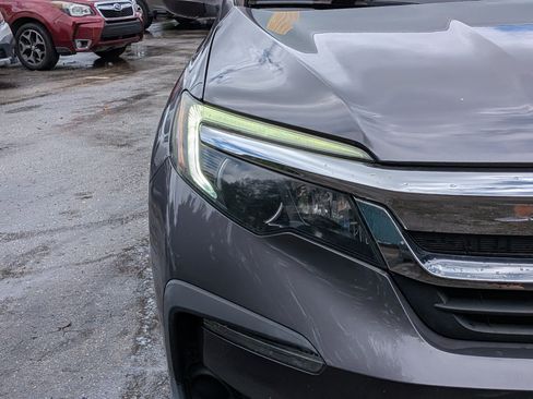 Used 2021 Honda Pilot LX image 10