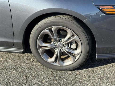 Certified 2023 Honda Accord EX image 7