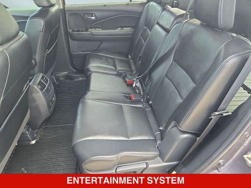 Used 2020 Honda Pilot Touring image 19