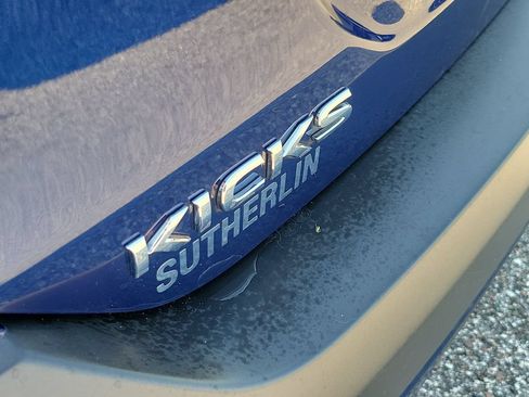 Certified 2020 Nissan Kicks SR FWD image 6