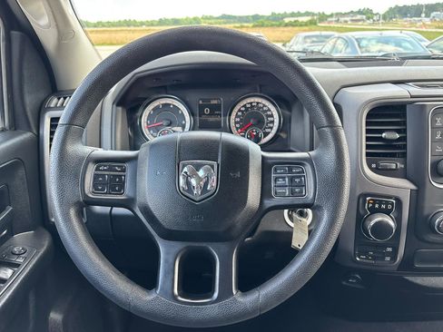 Used 2019 RAM 1500 Express w/ Express Value Package AWD/4WD image 14