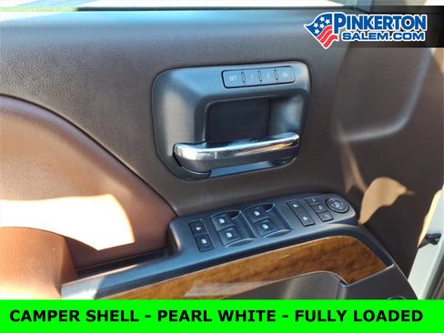 Used 2015 Chevrolet Silverado 1500 High Country w/ High Country Premium Package image 16