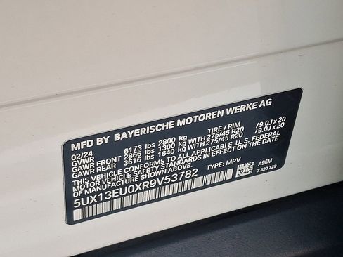 Used 2024 BMW X5 sDrive40i w/ Premium Package image 28