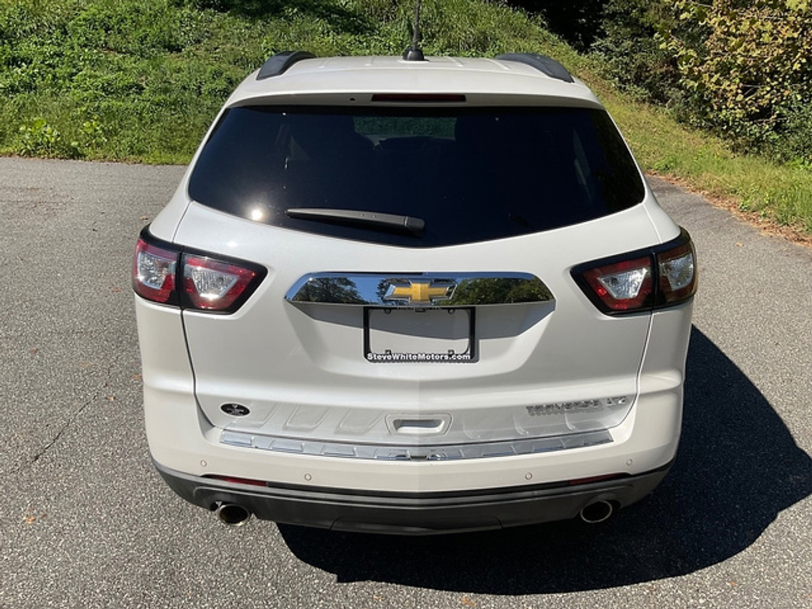 Used 2016 Chevrolet Traverse LTZ FWD image 7