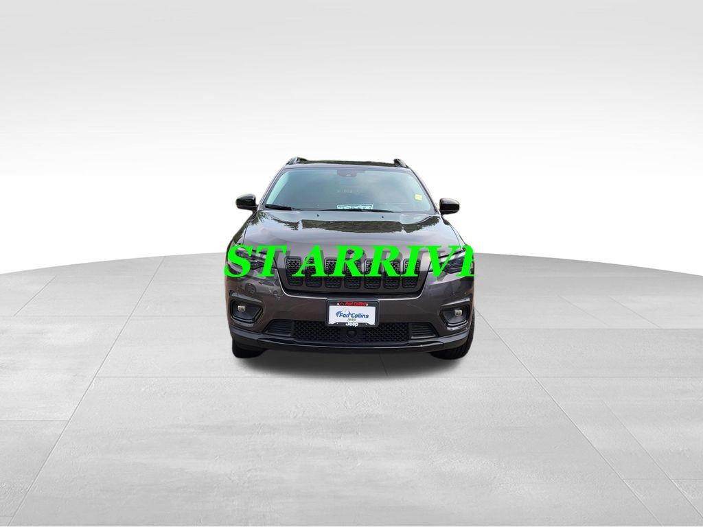 Used 2023 Jeep Cherokee Altitude Lux AWD/4WD image 2