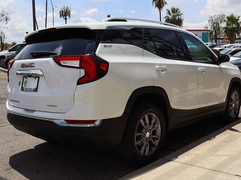 Used 2022 GMC Terrain SLT AWD/4WD image 13