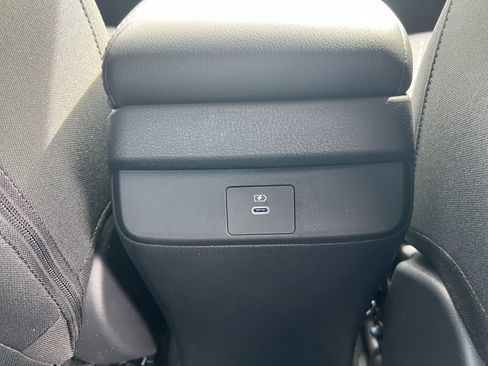 New 2026 Nissan Sentra SV image 28