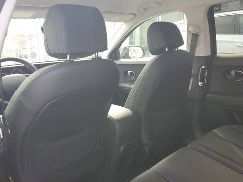 New 2026 Hyundai Ioniq 5 SEL image 8