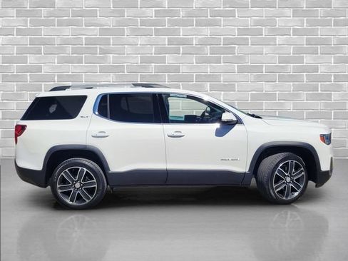 Certified 2023 GMC Acadia SLT w/ Technology Package AWD/4WD image 4