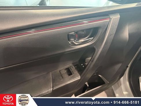 Used 2017 Toyota Corolla SE 50th Anniversary FWD image 10