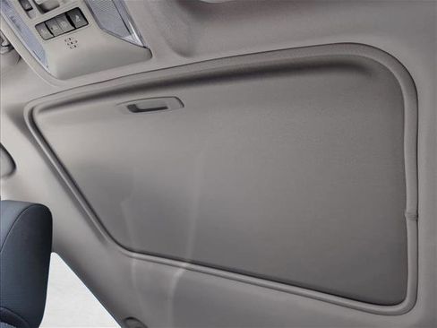 Used 2020 Toyota RAV4 XLE image 16