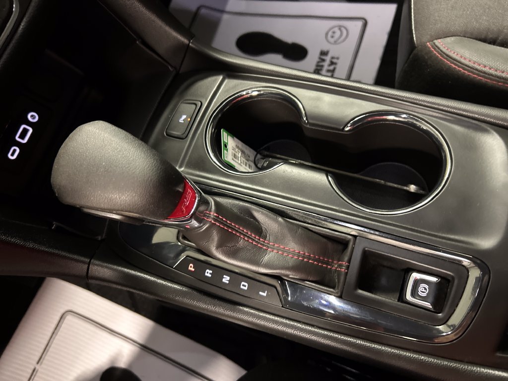 Used 2024 Chevrolet Equinox RS FWD image 17