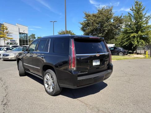 Used 2015 Cadillac Escalade Premium AWD/4WD image 5