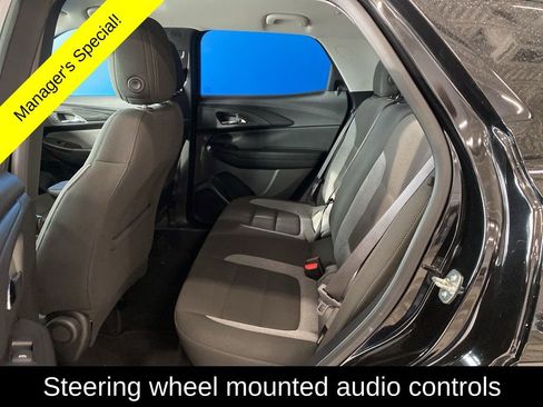Used 2025 Chevrolet TrailBlazer LT image 11