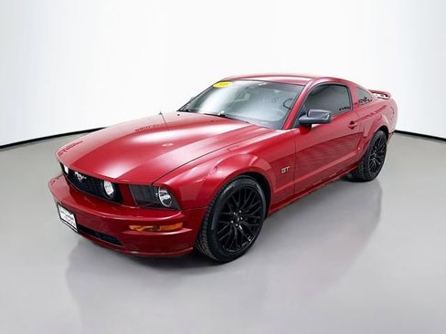 Used 2008 Ford Mustang GT Premium image 3
