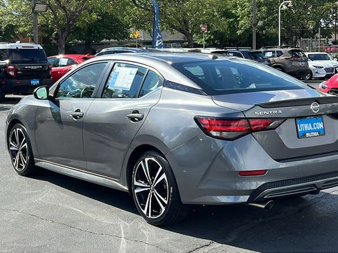Used 2021 Nissan Sentra SR FWD image 7