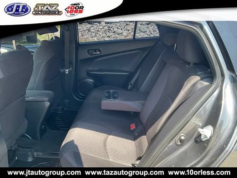 Used 2018 Toyota Prius Three FWD image 12