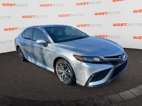 Used 2023 Toyota Camry SE w/ Protection Package (Q2) (TMS) image 7
