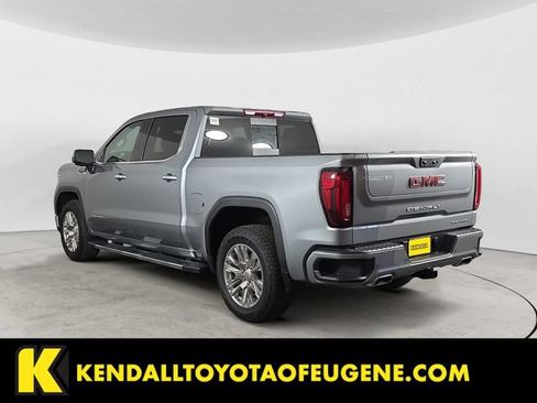 Used 2025 GMC Sierra 1500 Denali AWD/4WD image 3