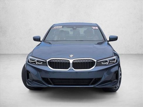 Used 2025 BMW 330i Sedan w/ Convenience Package RWD image 2