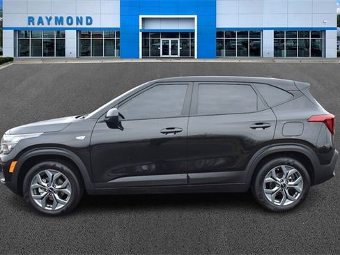 Certified 2026 Kia Seltos LX image 6