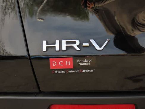 Used 2023 Honda HR-V Sport image 8