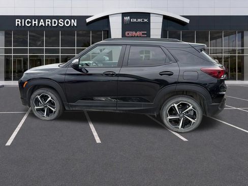 Used 2023 Chevrolet TrailBlazer RS w/ Convenience Package AWD/4WD image 9