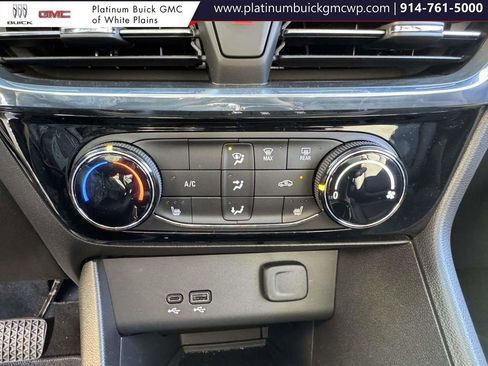 Used 2025 Buick Encore GX Sport Touring w/ Experience Buick Package image 27