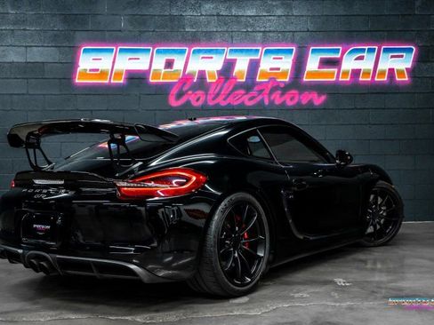 Used 2016 Porsche Cayman GT4 image 8