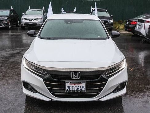 Used 2022 Honda Accord Sport image 2
