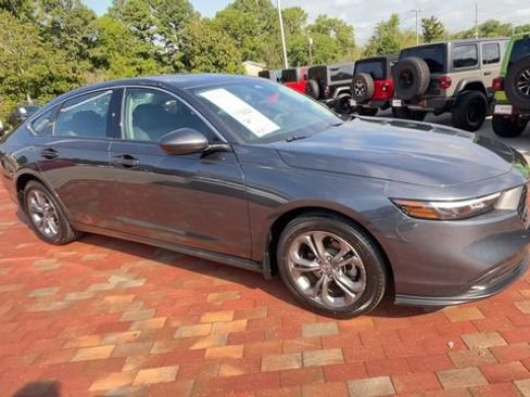 Certified 2024 Honda Accord EX image 3