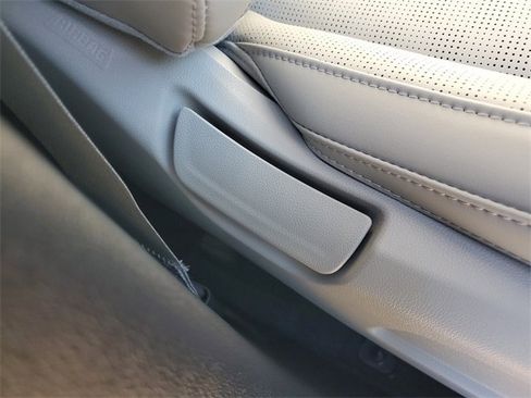 New 2026 Kia Sorento S w/ S Panoramic Sunroof Package image 9