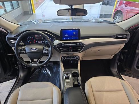 Used 2020 Ford Escape SEL image 13