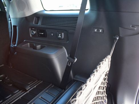 New 2025 Hyundai Santa Fe Limited FWD image 32