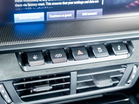 Used 2025 Porsche 911 Carrera 4 GTS image 35