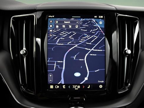 Certified 2025 Volvo XC60 B5 Core w/ Protection Package Premier image 26