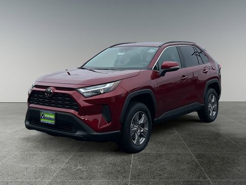 New 2025 Toyota RAV4 XLE image 3