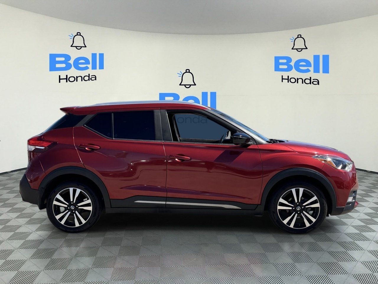 Used 2020 Nissan Kicks SR FWD image 5