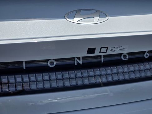 New 2025 Hyundai Ioniq 6 SE image 11