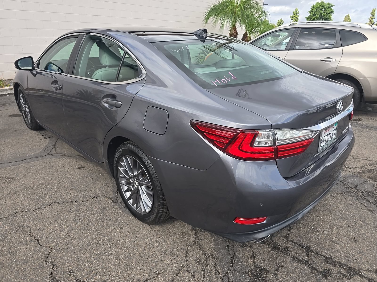 Used 2018 Lexus ES 350 w/ Navigation System Package FWD image 3