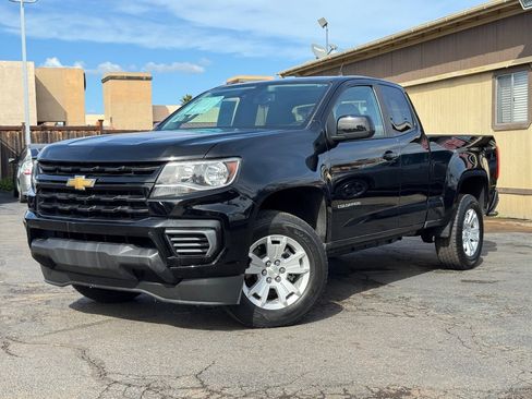 Used 2022 Chevrolet Colorado LT w/ Fleet Safety Package image 2