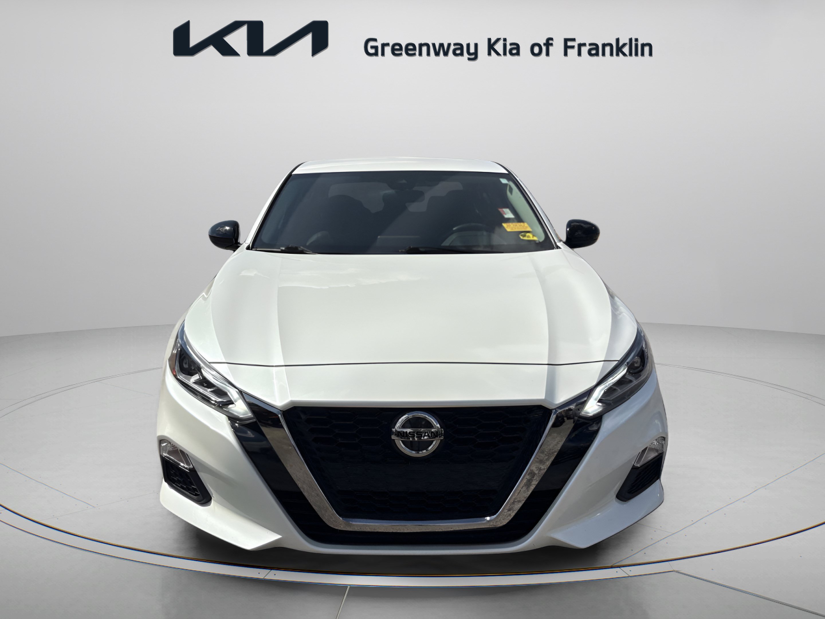 Used 2020 Nissan Altima 2.5 SR FWD image 2