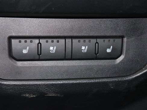 Used 2023 Toyota Tundra Platinum w/ Advanced Package image 23